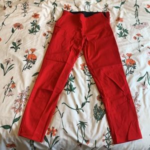 Red Old Navy Cropped Pants